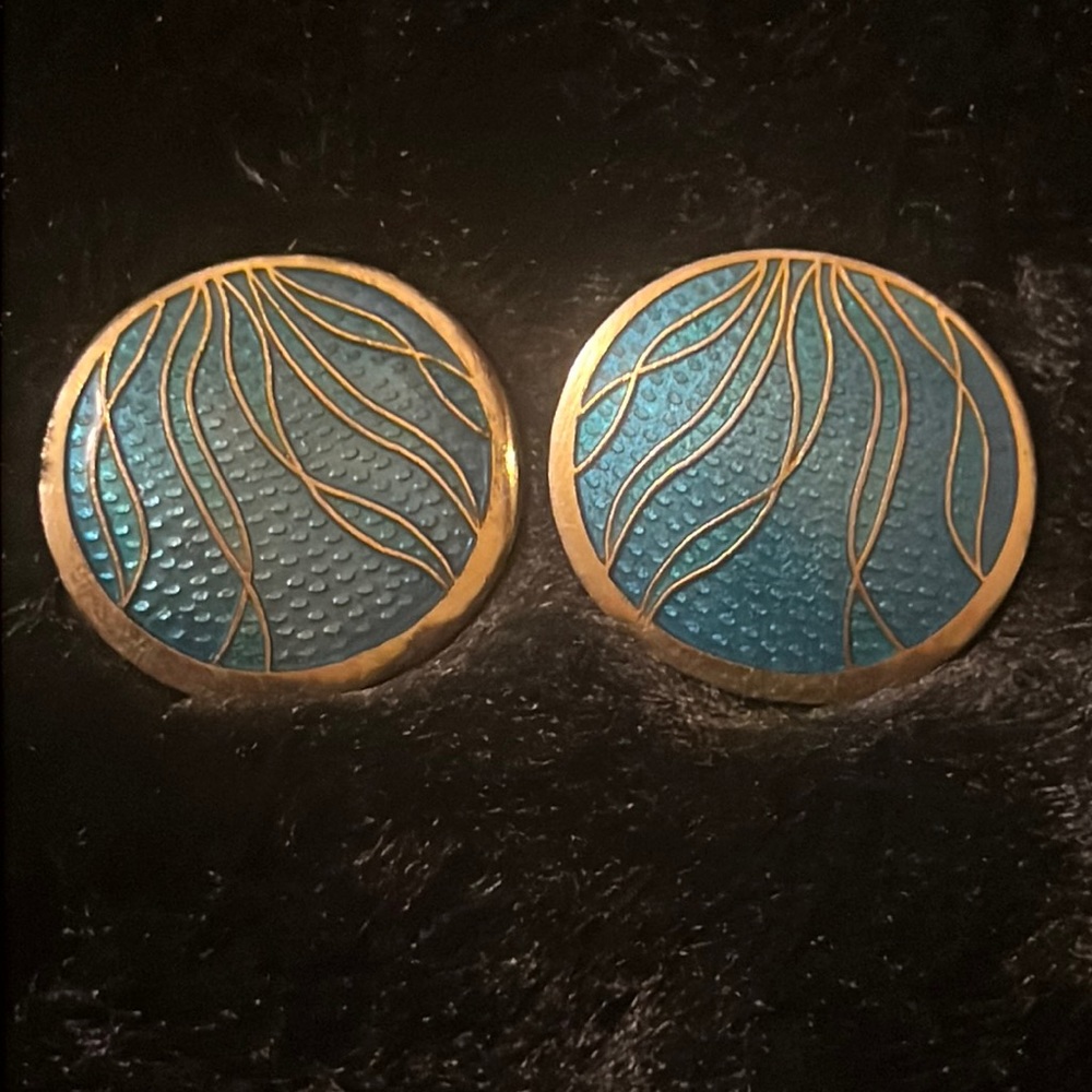 Earring